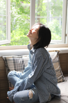 漂亮的女士护士内衣三级